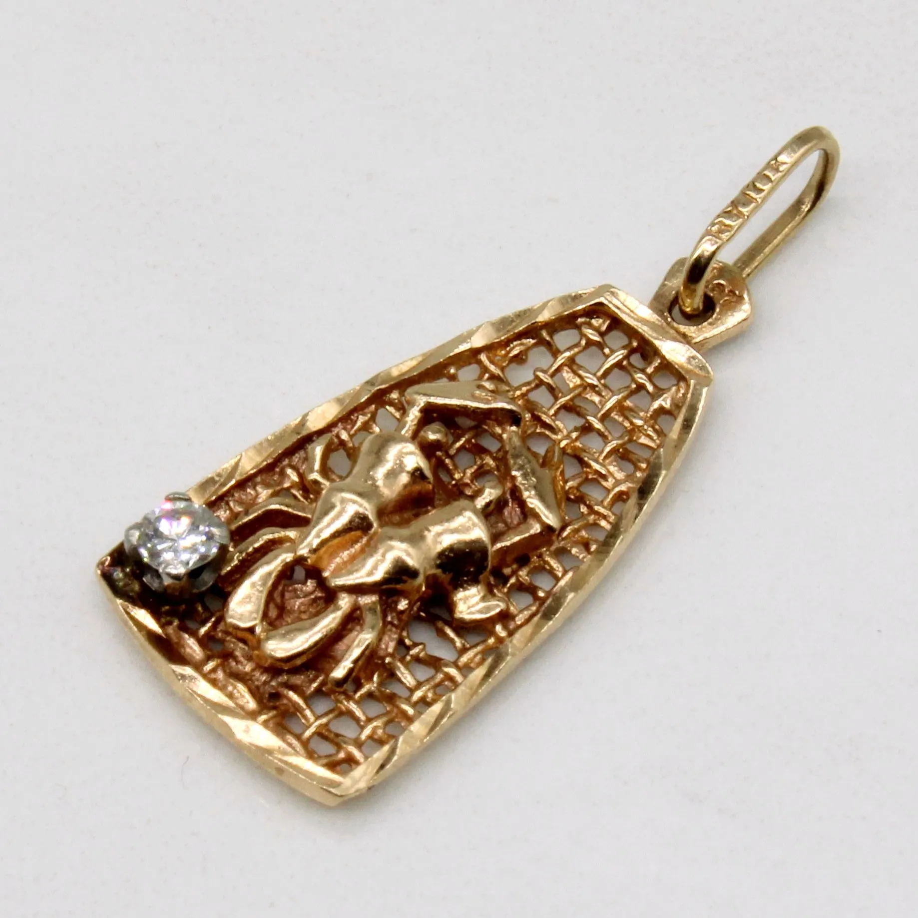 10k Crab Diamond Pendant | 0.04ct |