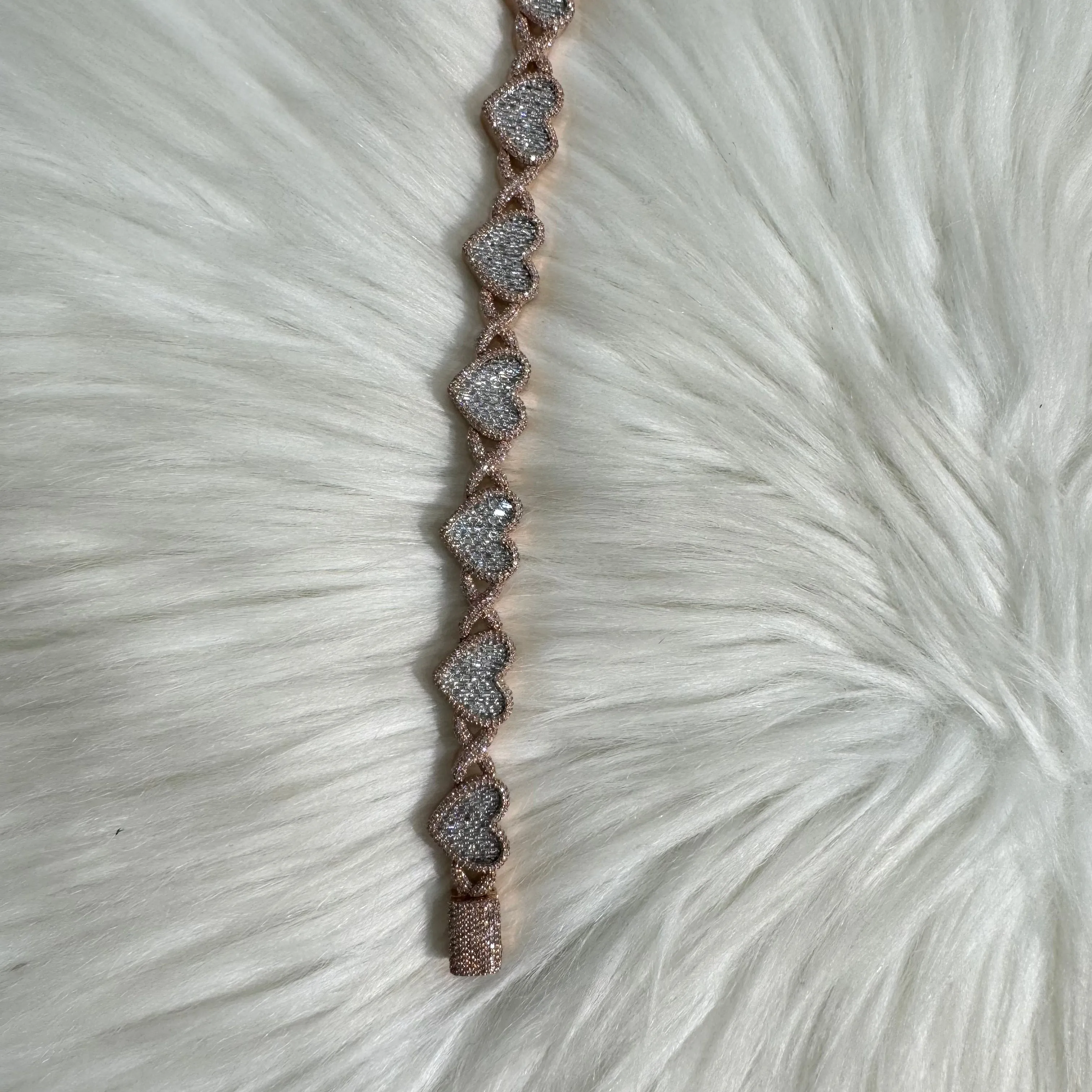 10K Rose Gold Xoxo Heart Bracelet 3.66Ct Dia / 28.1gr / 12.3mm / 7in
