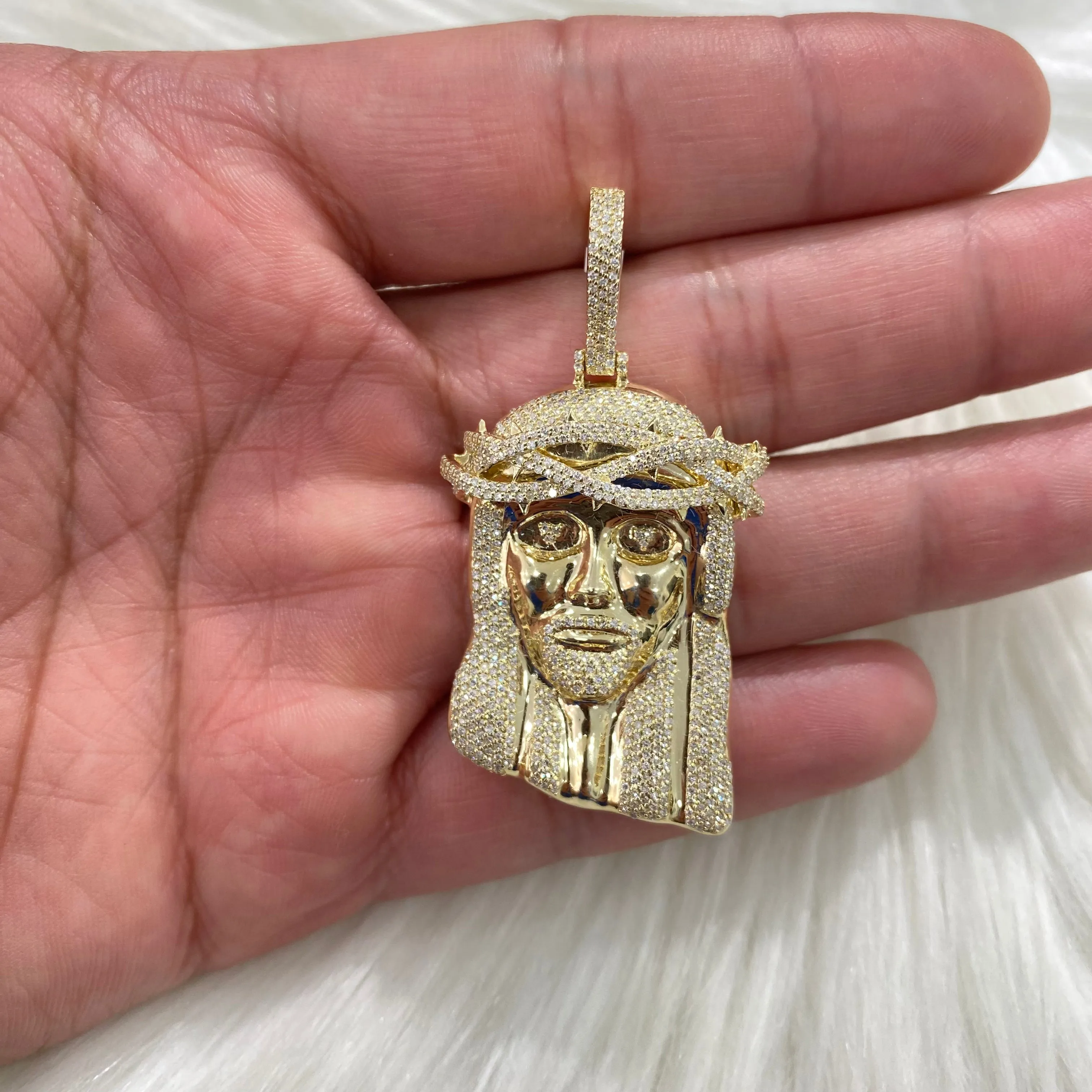 10K Yellow Gold Diamond Jesus Face Pendant 1.21Ct Dia / 12.3gr