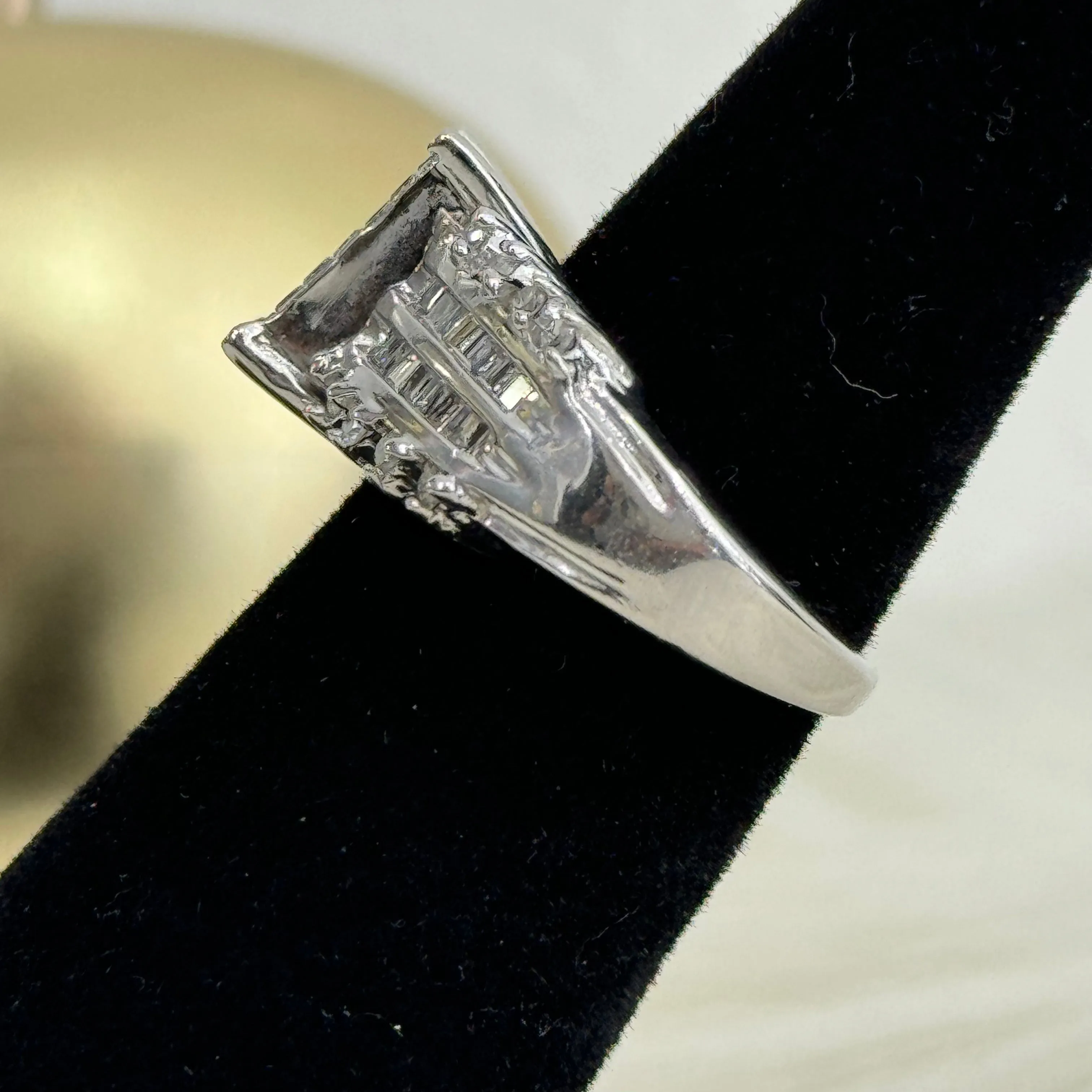 14K White Gold Diamond Luxury Engagement Ring Ct Dia / 7.3gr / Size 5