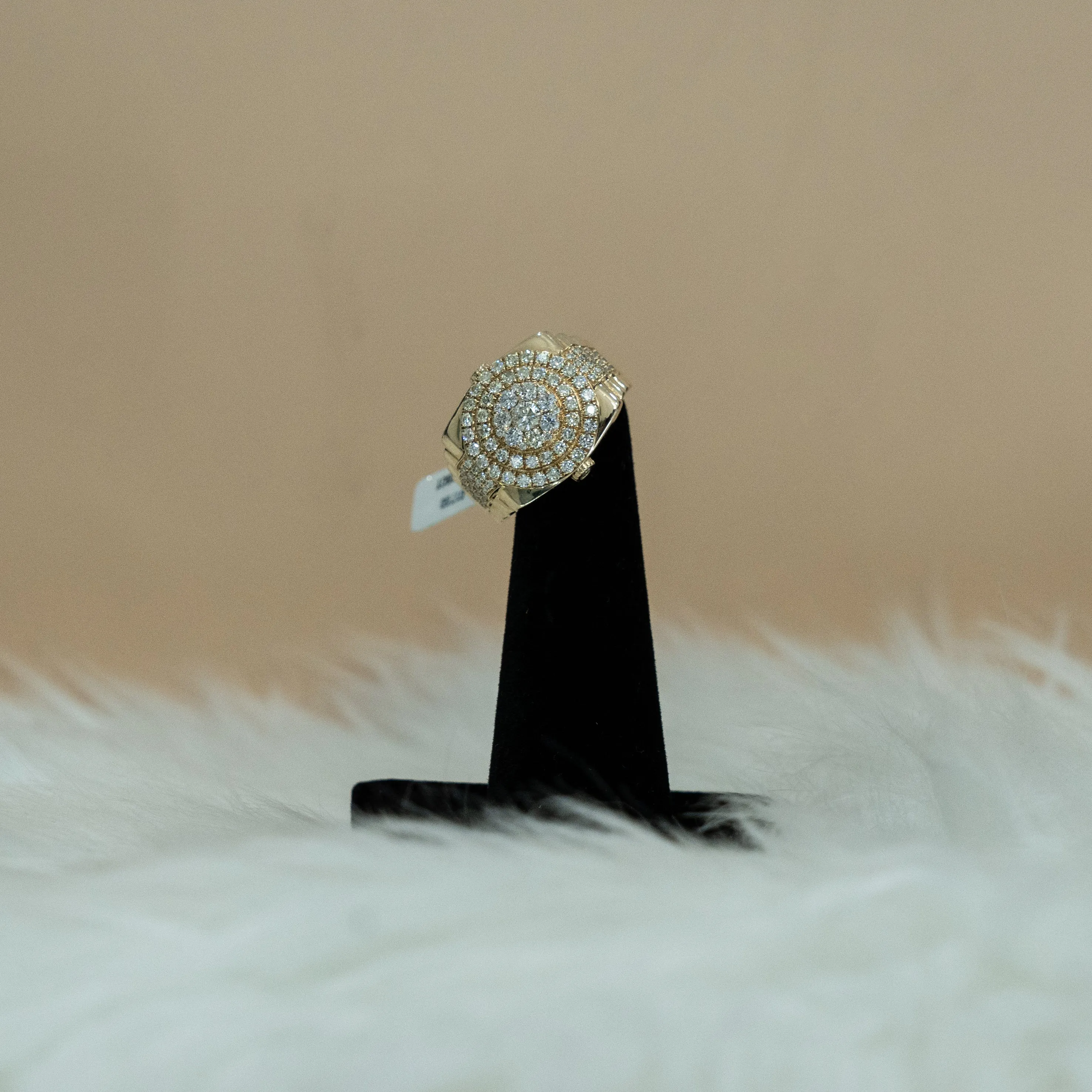 14K Yellow Gold Circle Diamond Ring 2.25Ct / 9gr / Size 10