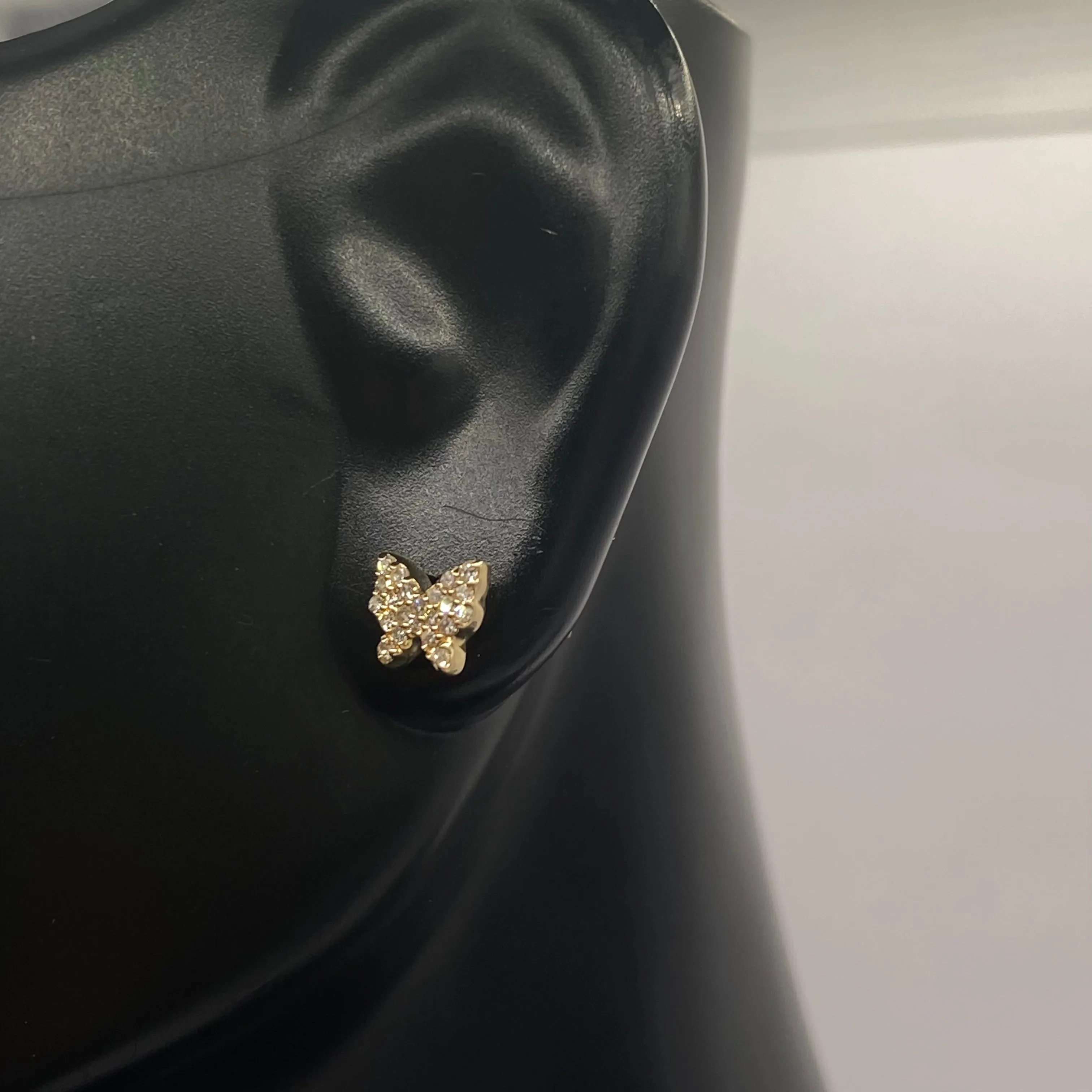14K Yellow Gold Diamond Butterfly Stud Earrings 0.15Ct / 1gr