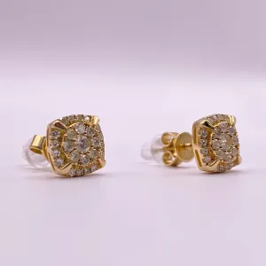 14K Yellow Gold Diamond Flower Stud Earrings 0.70Ct / 2.9gr