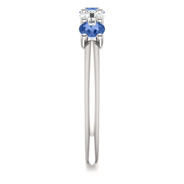 14KT GOLD 0.63 CTW SAPPHIRE & 0.30 CTW DIAMOND 5 STONE BAND