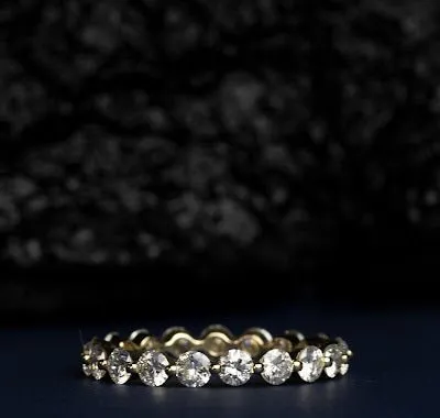 1.50ctw Single Shared Prong Diamond Eternity Band in 14 Karat Gold