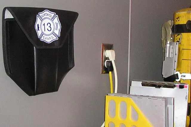 343 Fire Break-Away Mounted Mask Holder