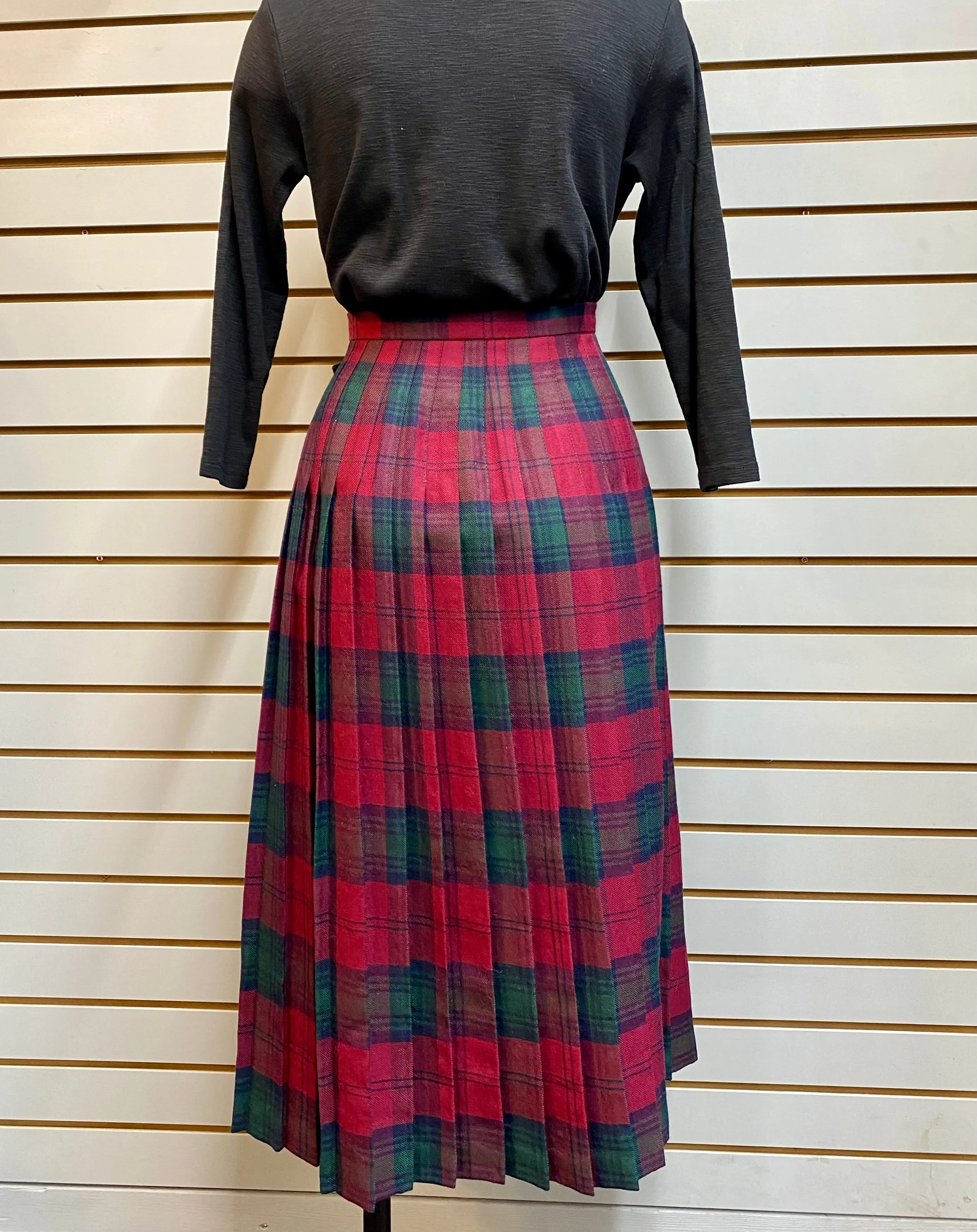 80s-90s O’Neil of Dublin Kilt