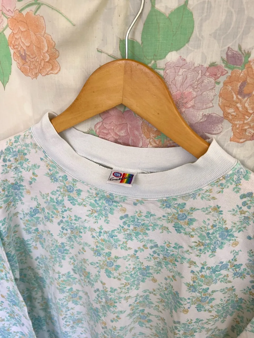 90's Dreamy Sweatshirt