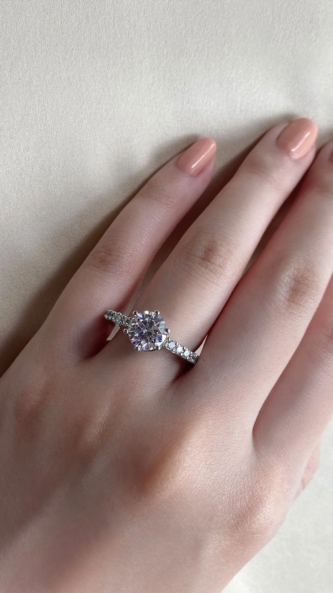 Alana Ring 18K White Gold