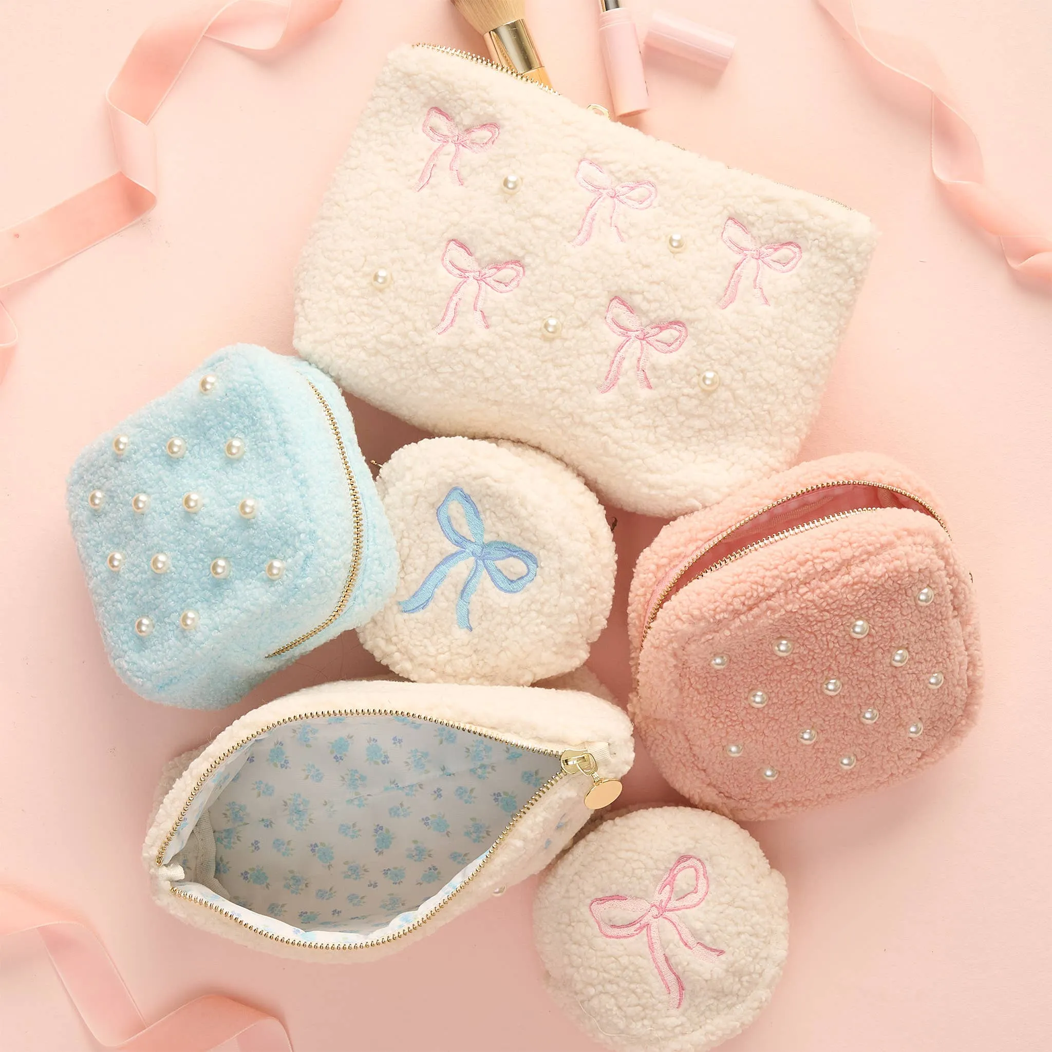 Bows Teddy Pouch