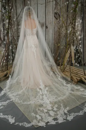 Bridal Apparel Statement Lace Veil || CGC568B