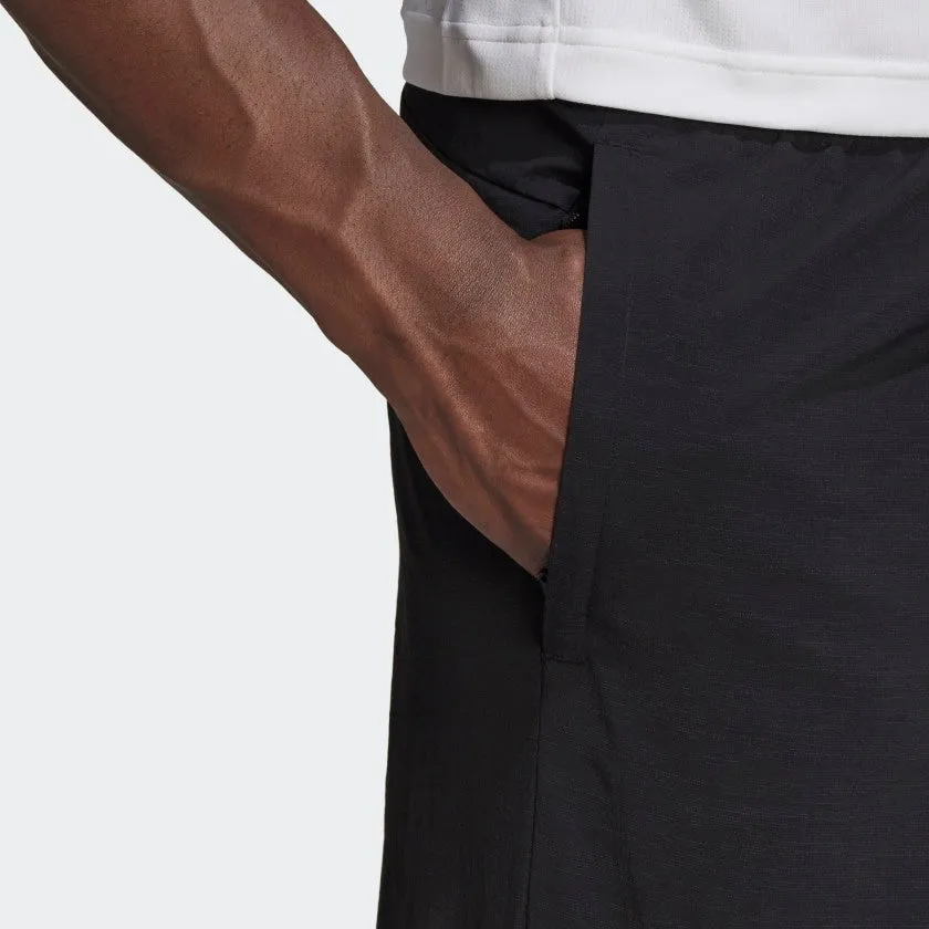 BRILLIANT BASICS SHORTS-Gd3863
