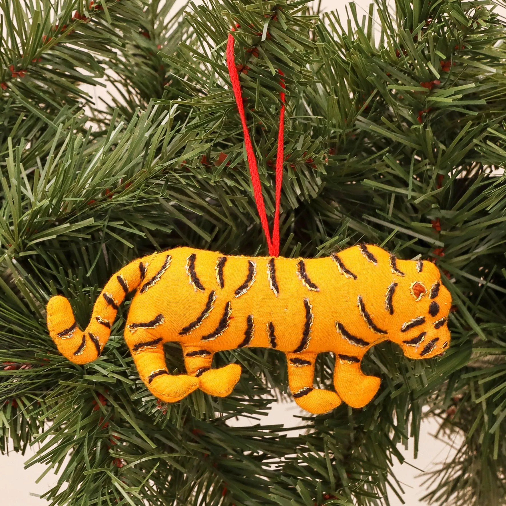 Christmas Decorations - Sparkly Tiger