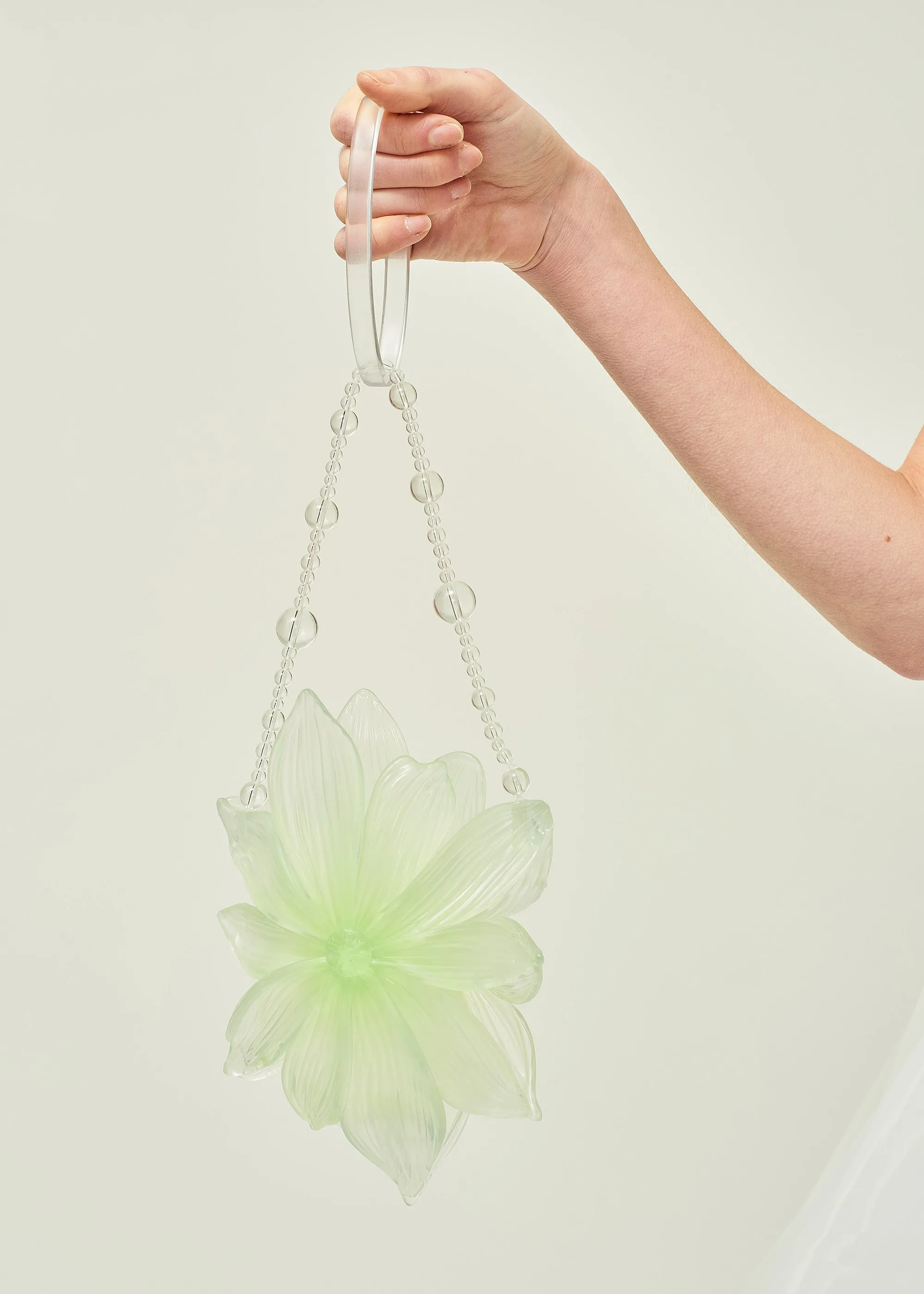 CRYSTAL GRADIENT FLORAL PHONE BAG