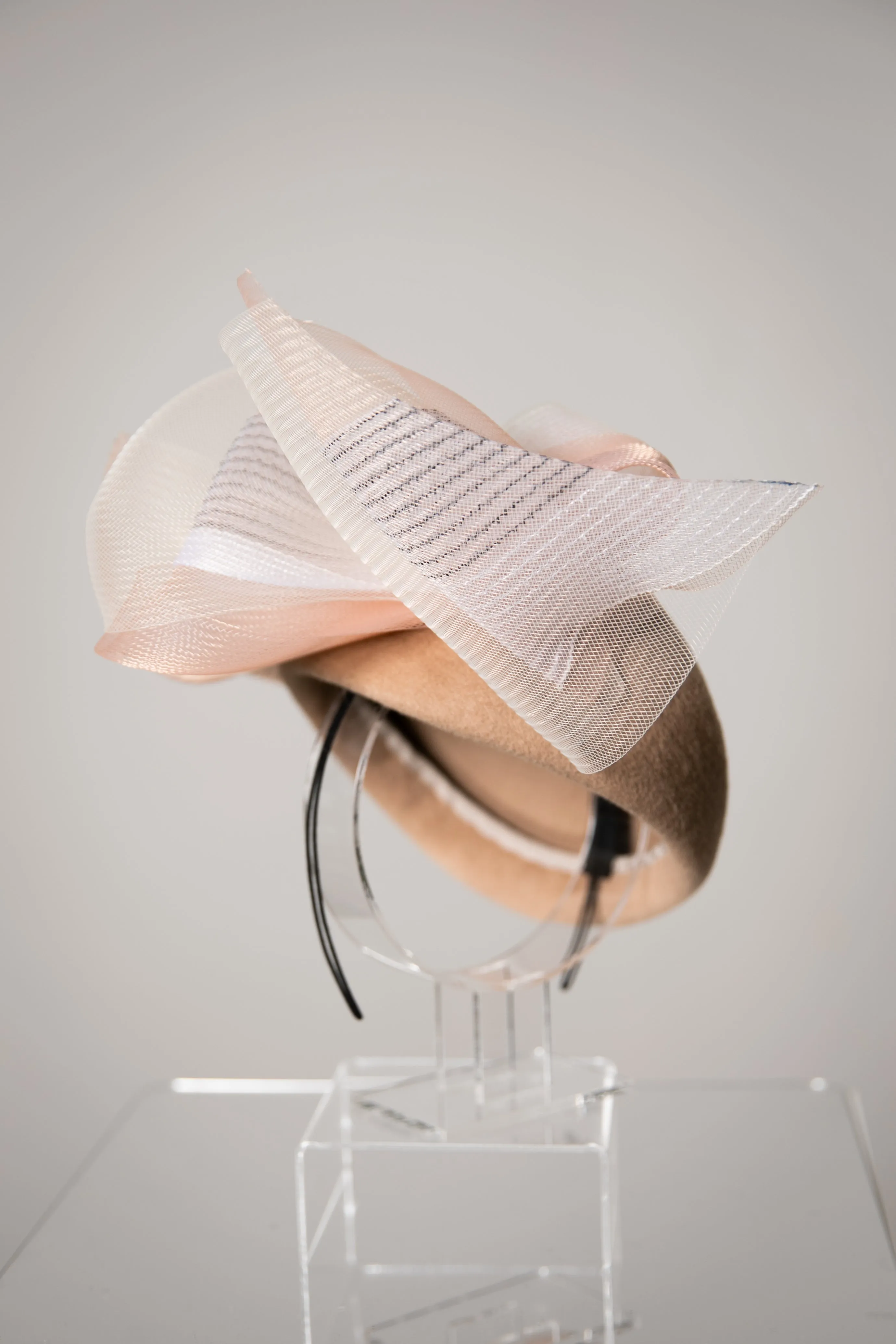 Felt Occasion Hat with Crin  - Onda