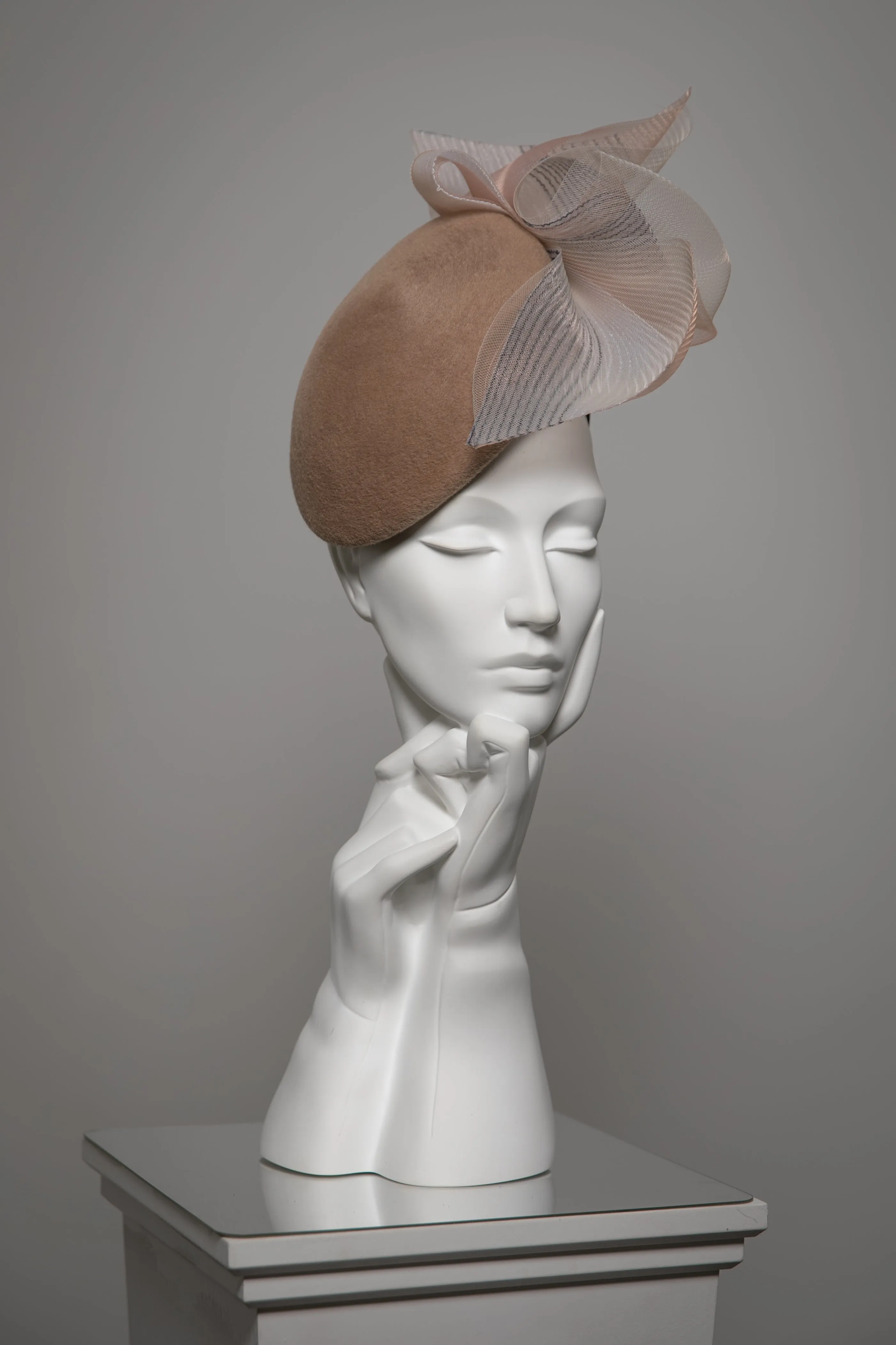Felt Occasion Hat with Crin  - Onda
