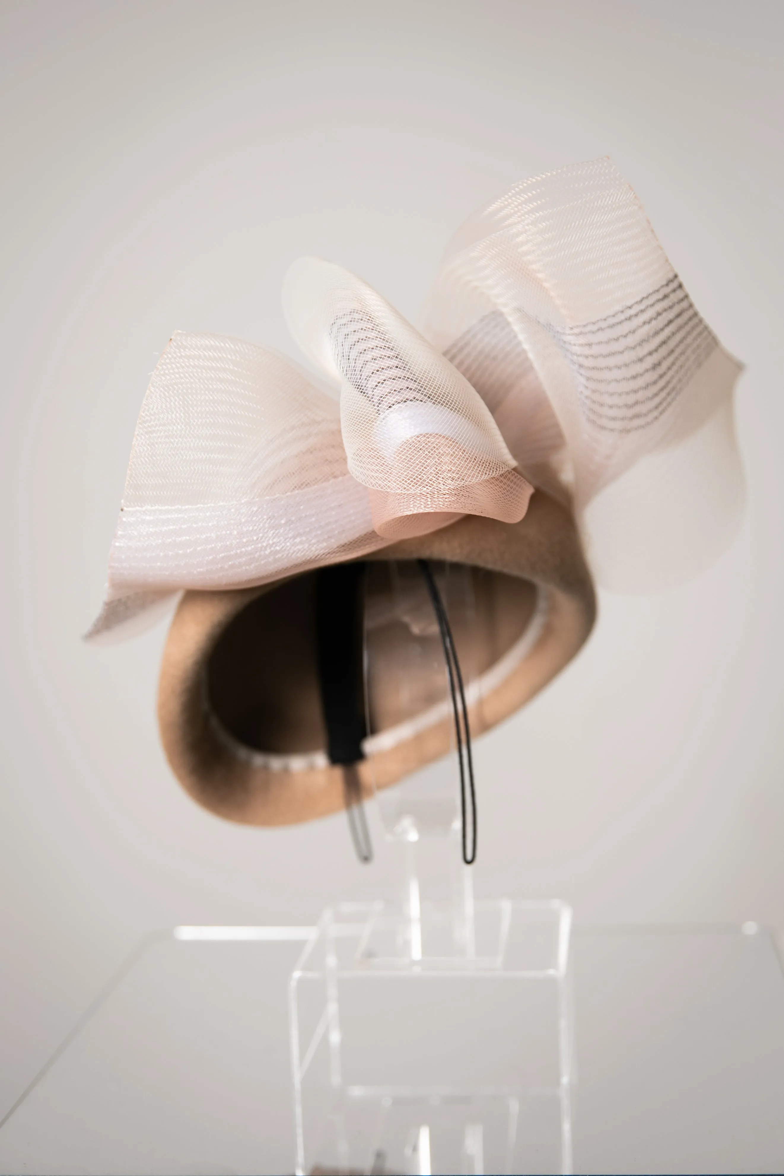 Felt Occasion Hat with Crin  - Onda