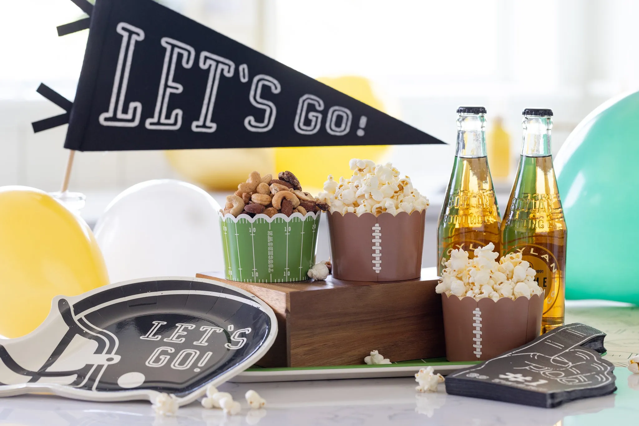 FTB913 -  Let's Go! Felt Pennant