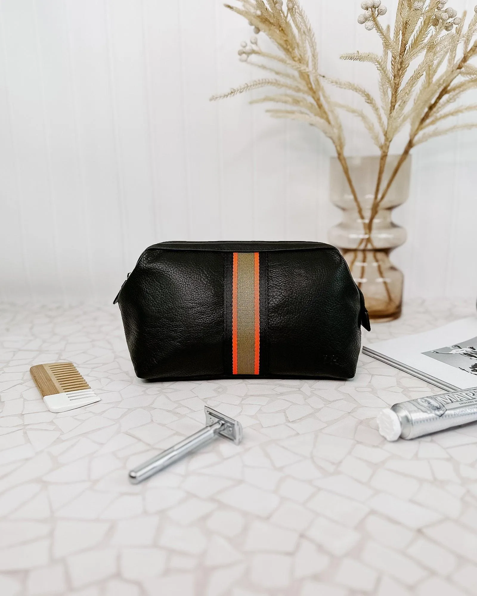 Gilbert Mens Toiletry Bag