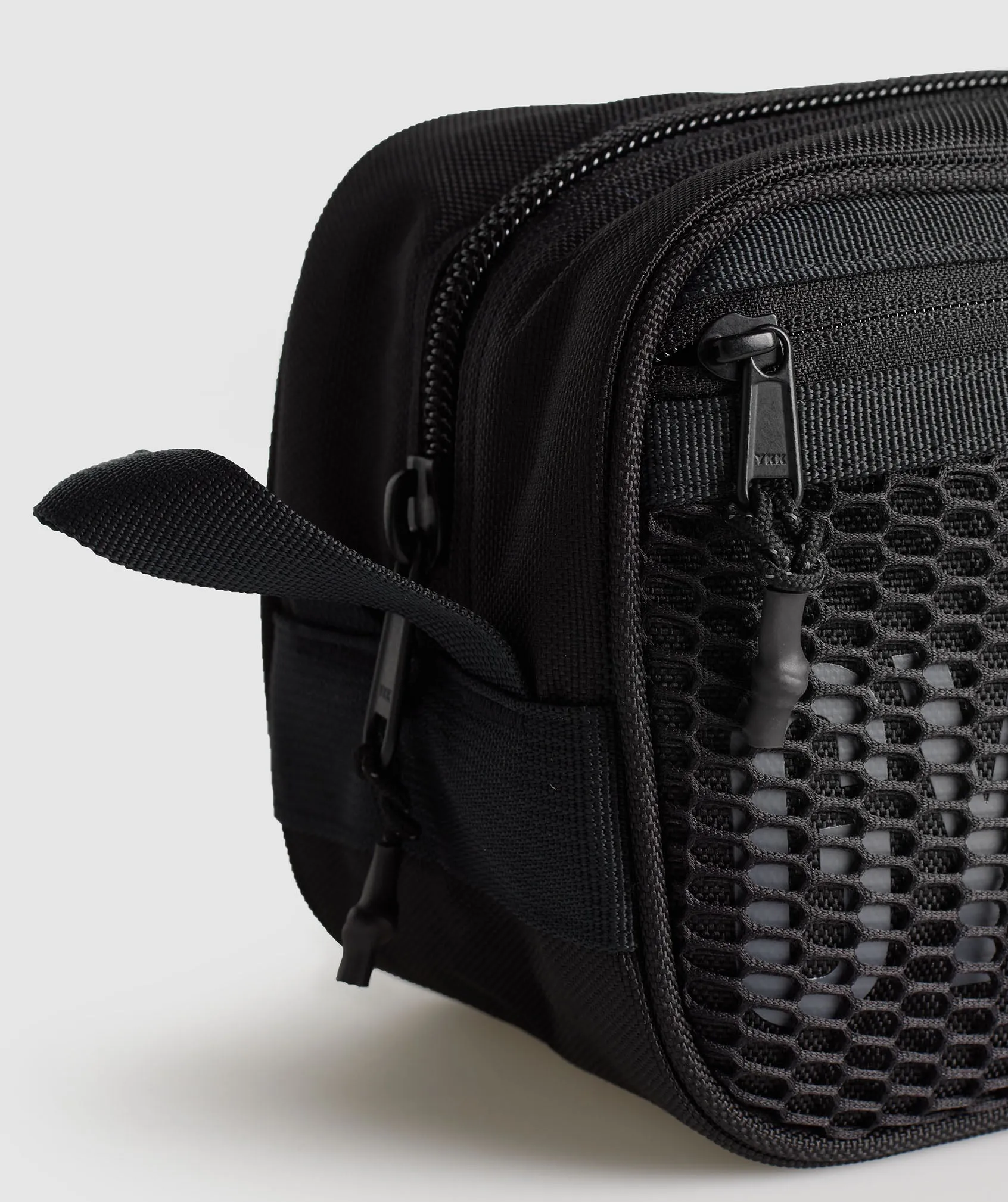 Gymshark Pursuit Toiletry Bag - Black