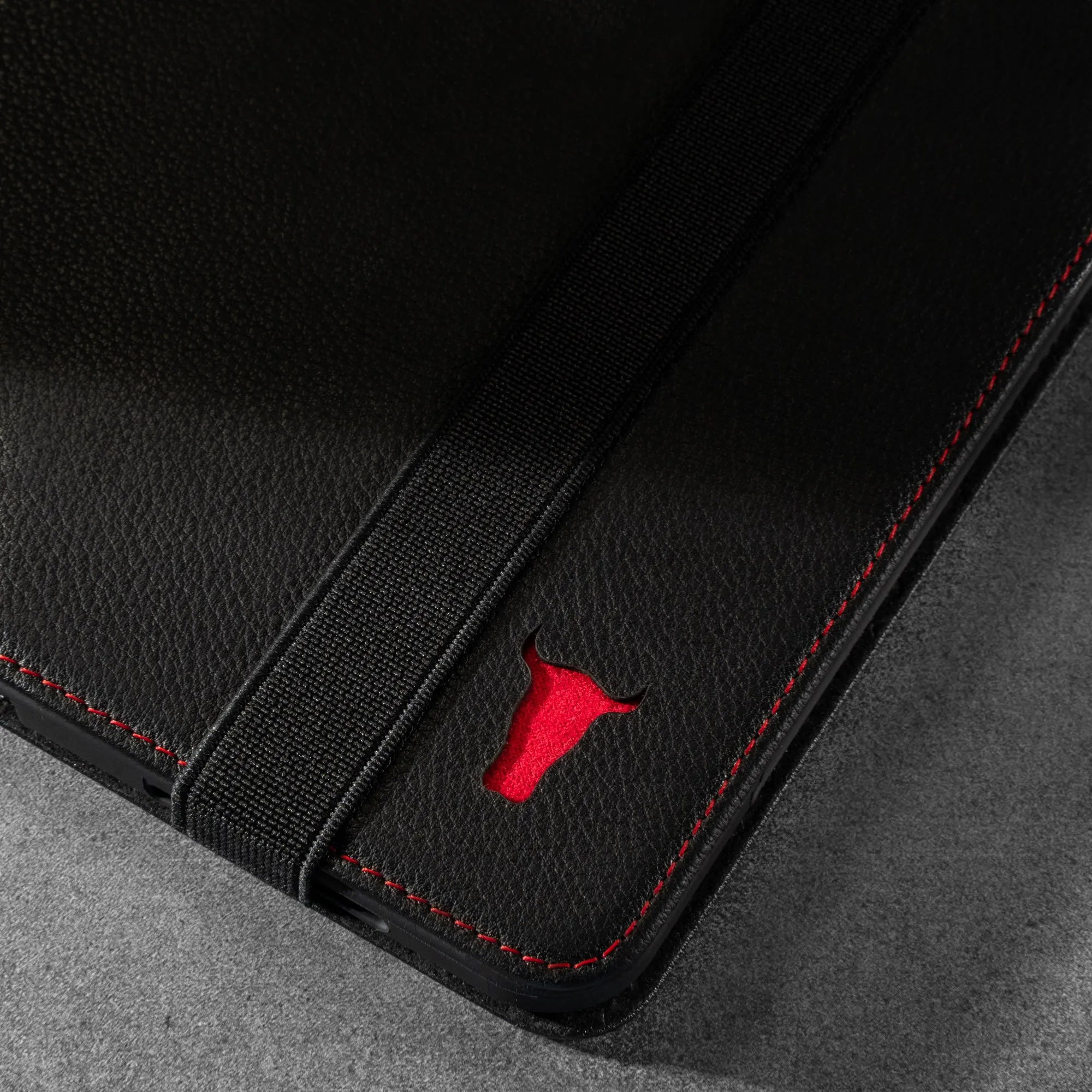 iPad Pro 12.9" Leather Case (6th, 5th & 4th Gen)