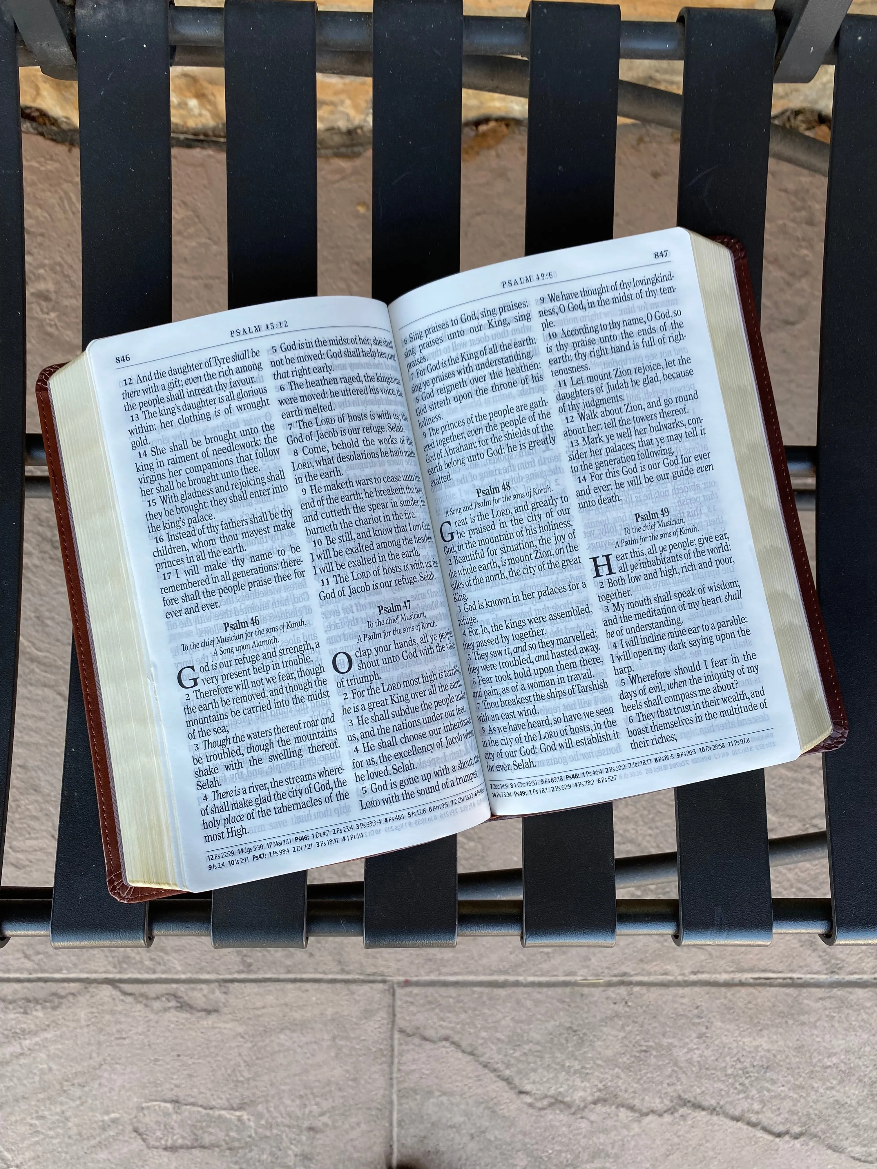 KJV Giant Print Two-Tone Brown Bible