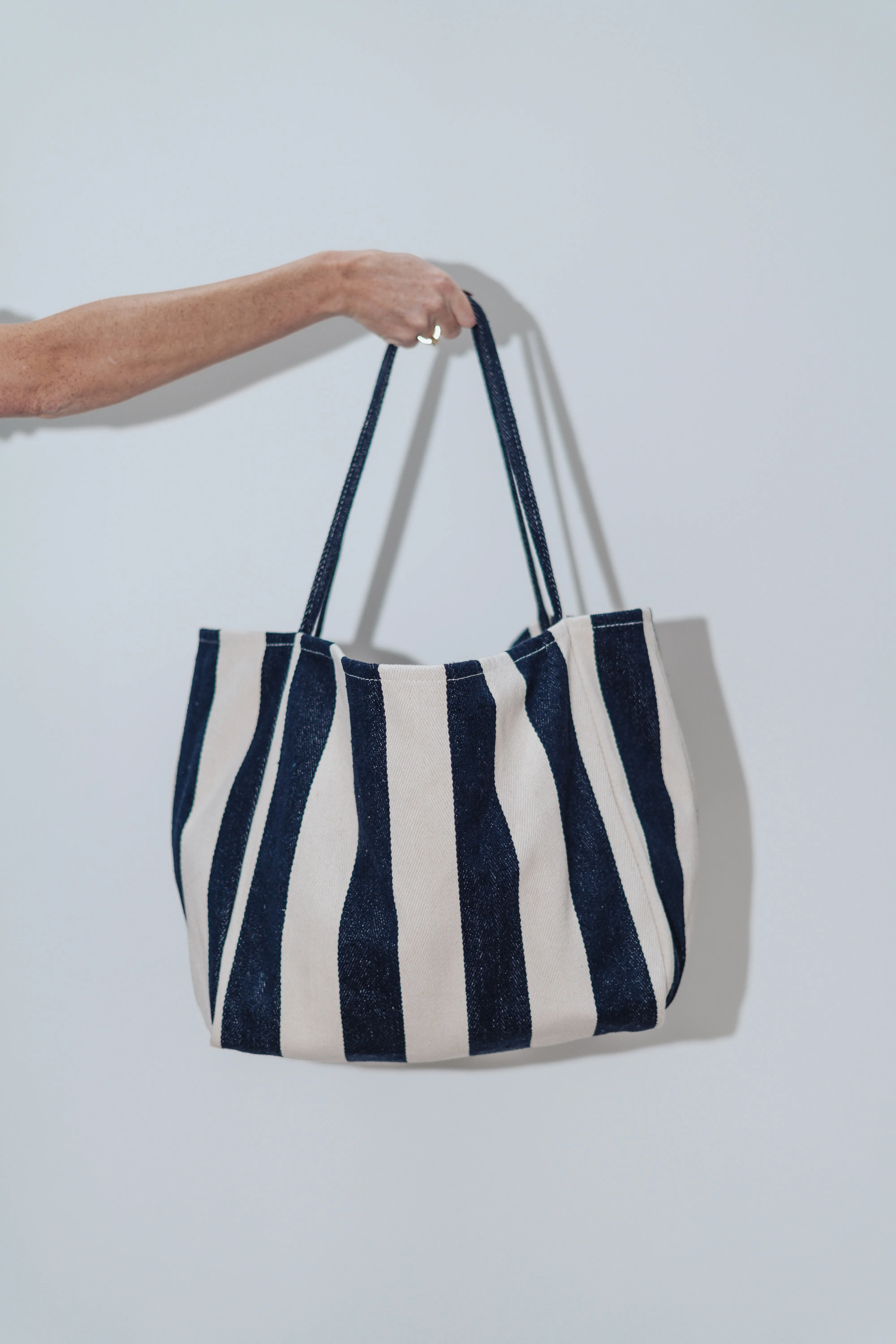 Lemon Tree Rayas Tote Bag