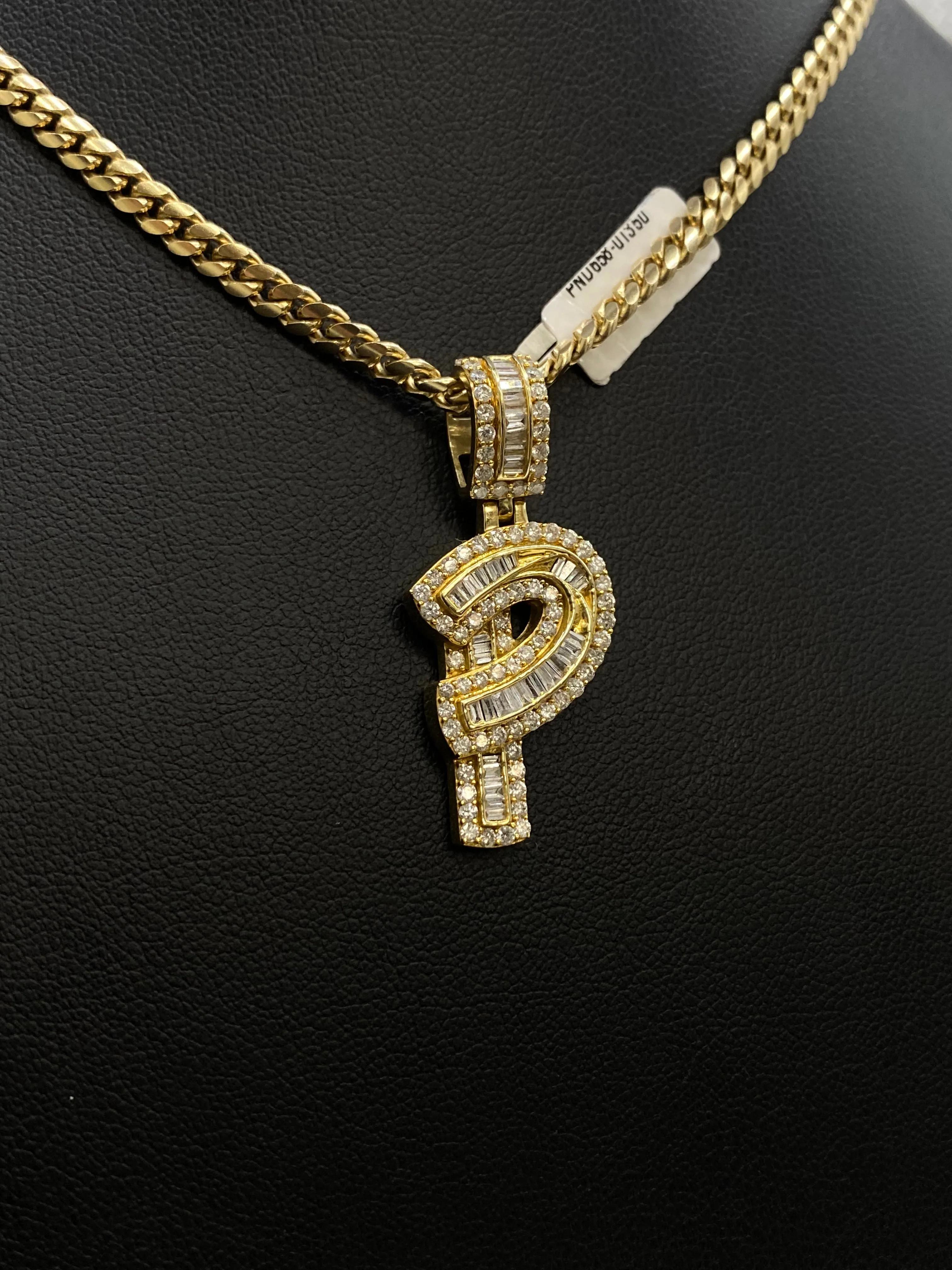 Letter P Pendant 14K Yellow Gold With Diamond / 5.7gr