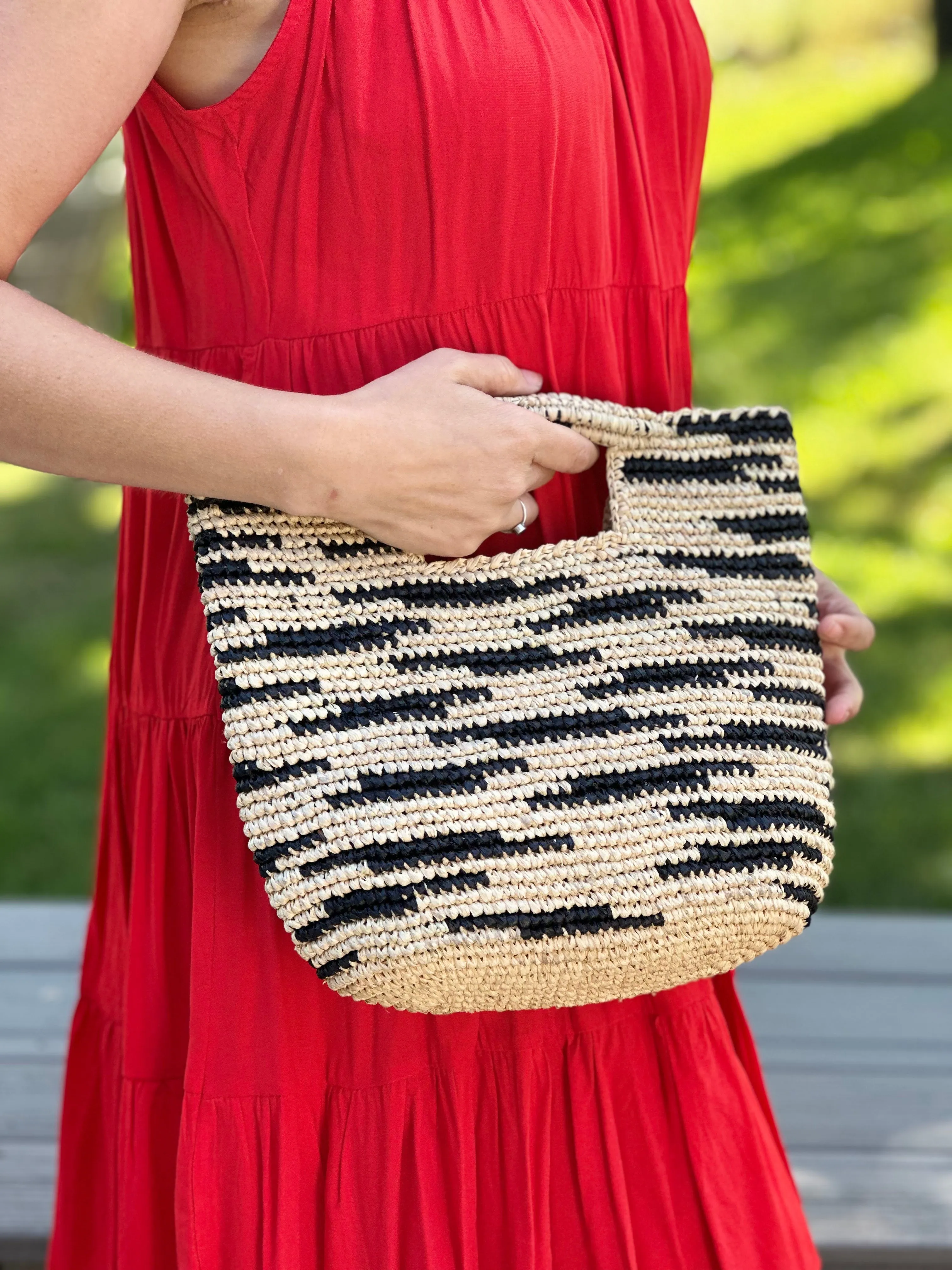 Mini ConCon Crochet Petite Straw Basket