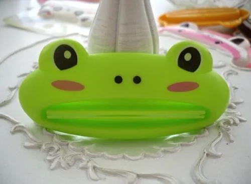 Multifunctional Toothpaste Clip