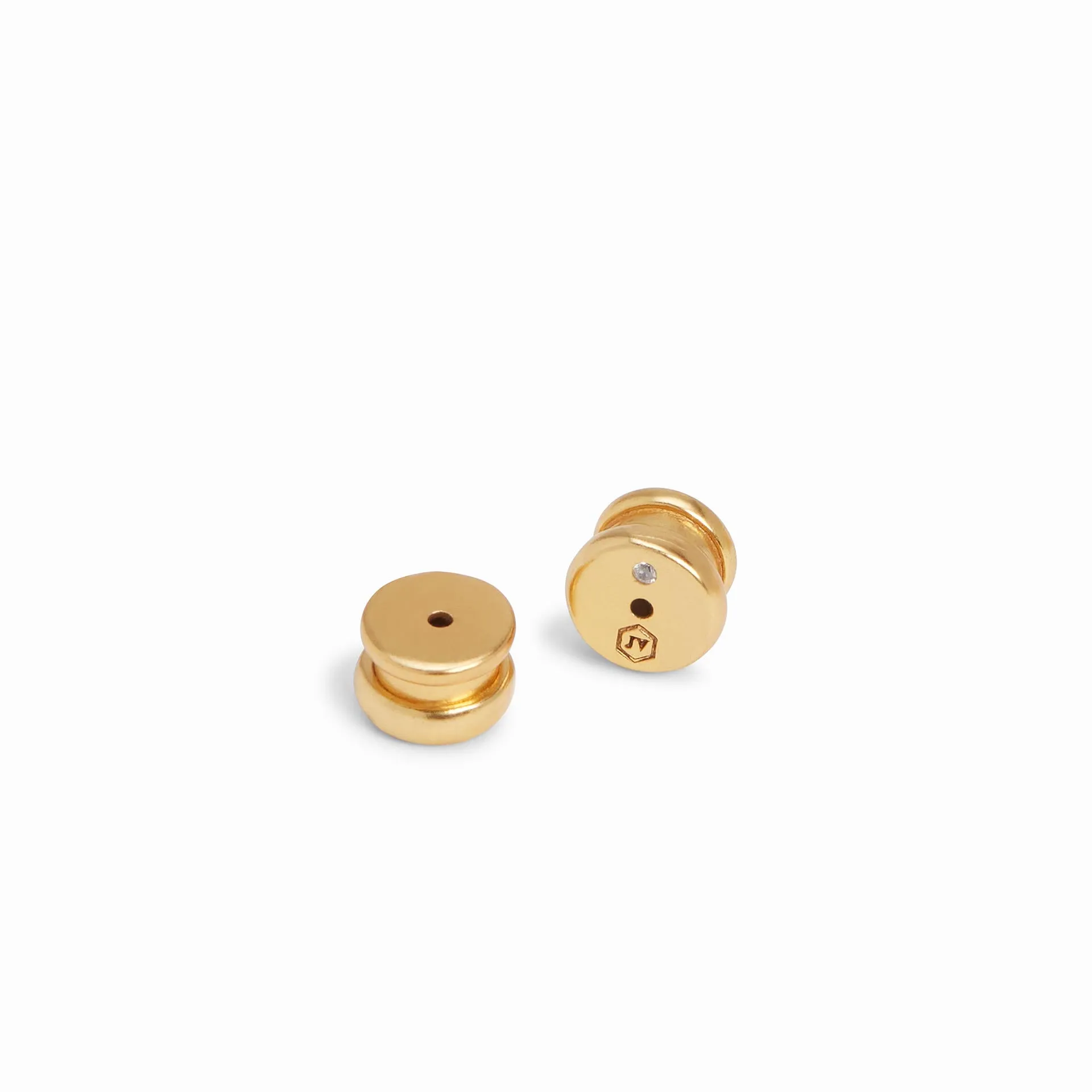 Noel Pearl Statement Earring
