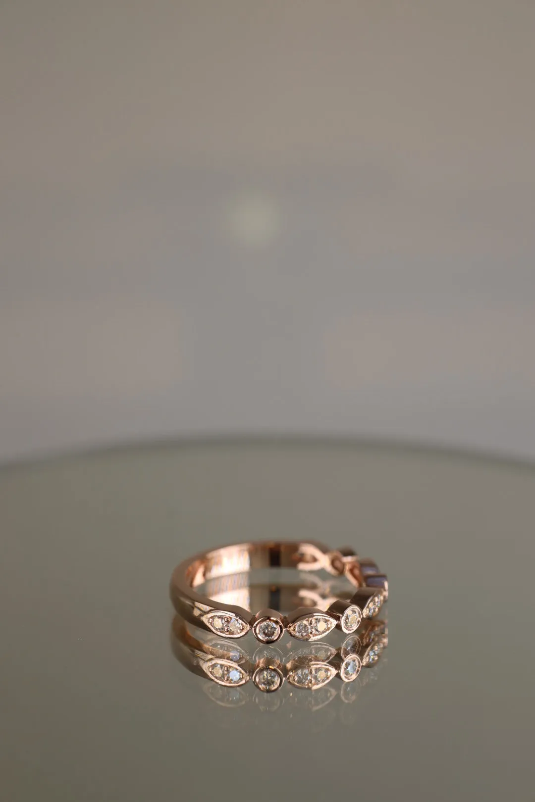 Rose gold art deco round brilliant diamond ring