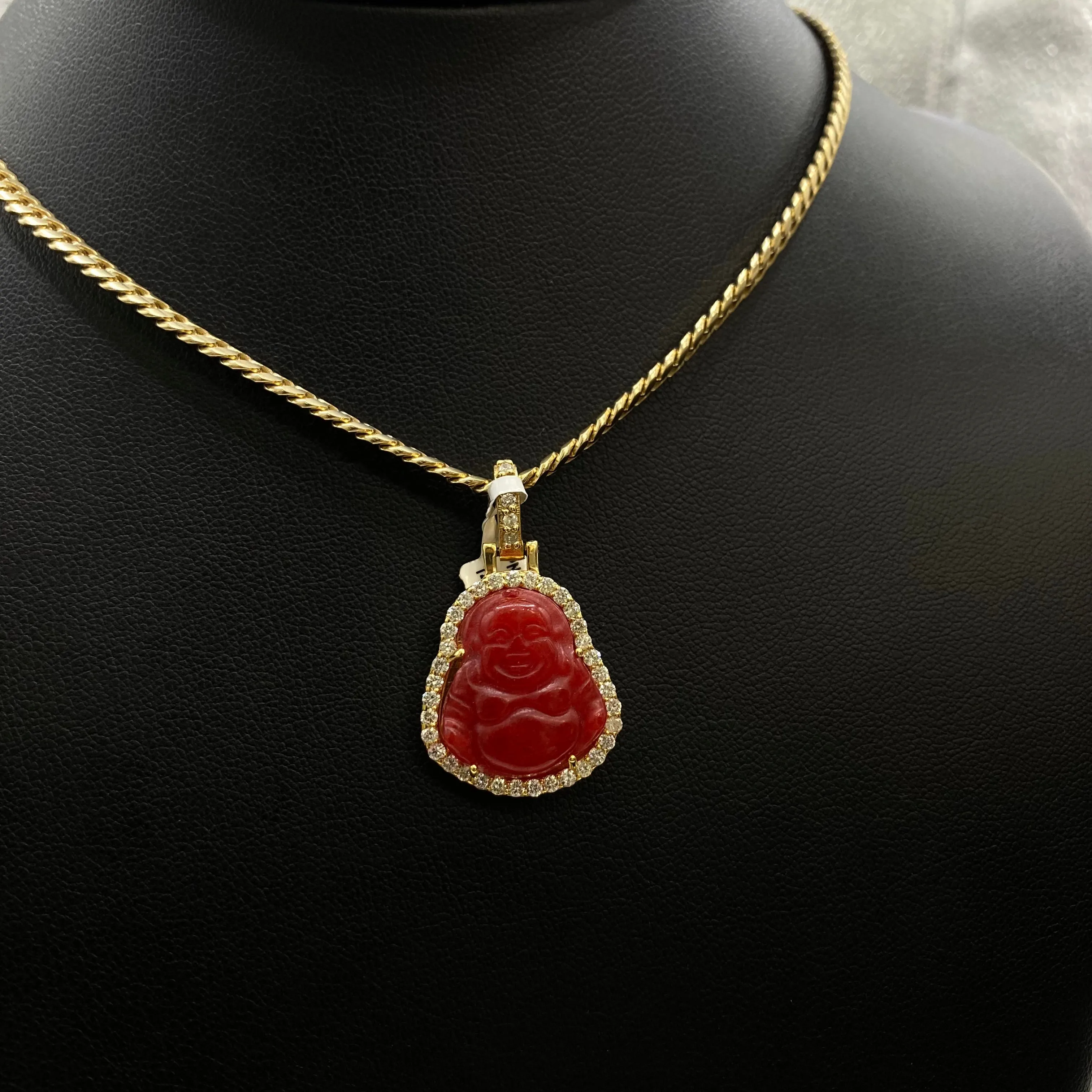 Small Red Buddhas Pendant 14K Yellow Gold With Diamond / 7.4gr