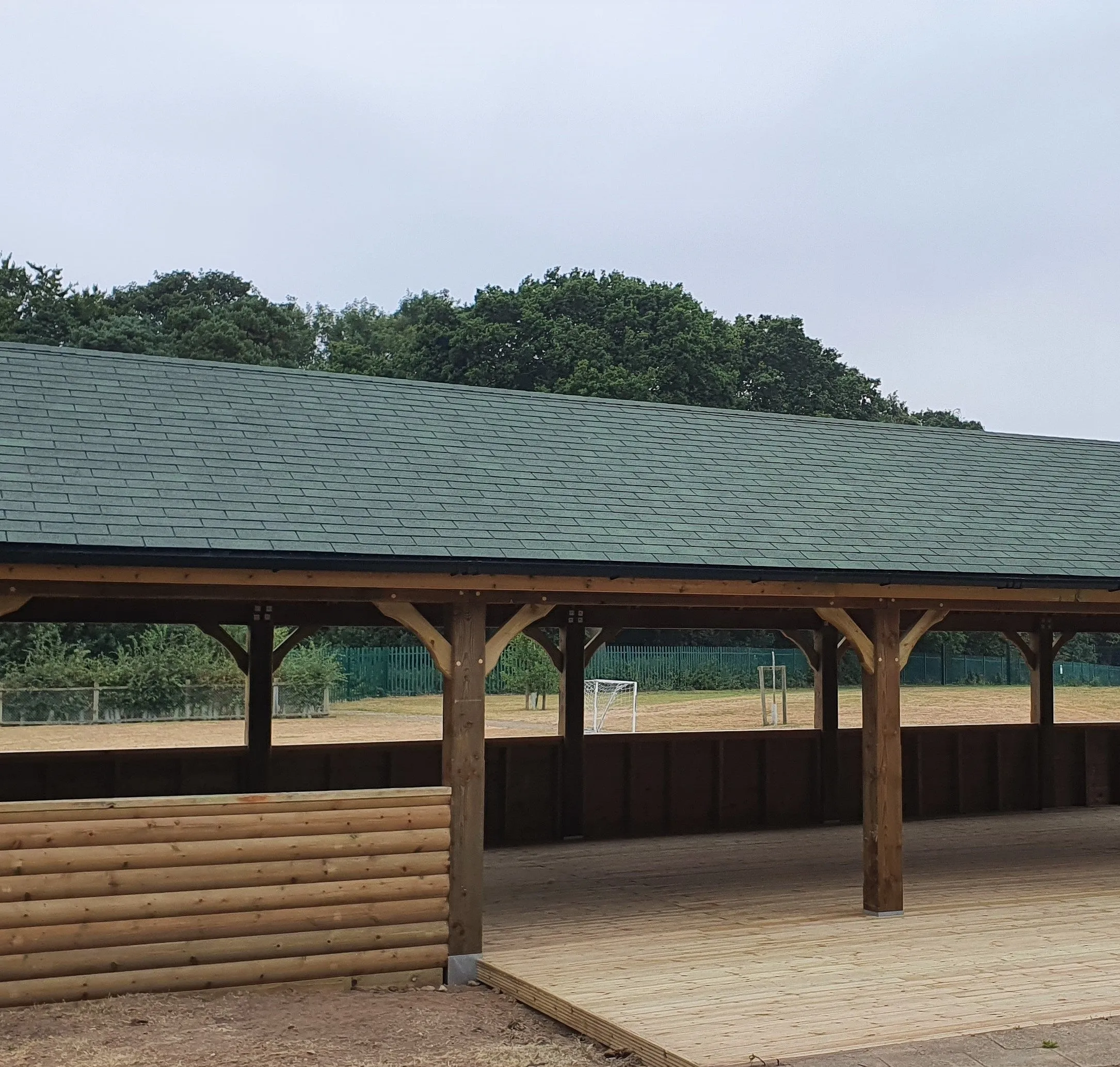 Standard 3 Tab Square Bitumen Roof Felt Shingles - Green (2.42m2 Pack)