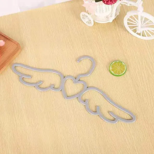Winged Heart Hanger Set 5/10pcs