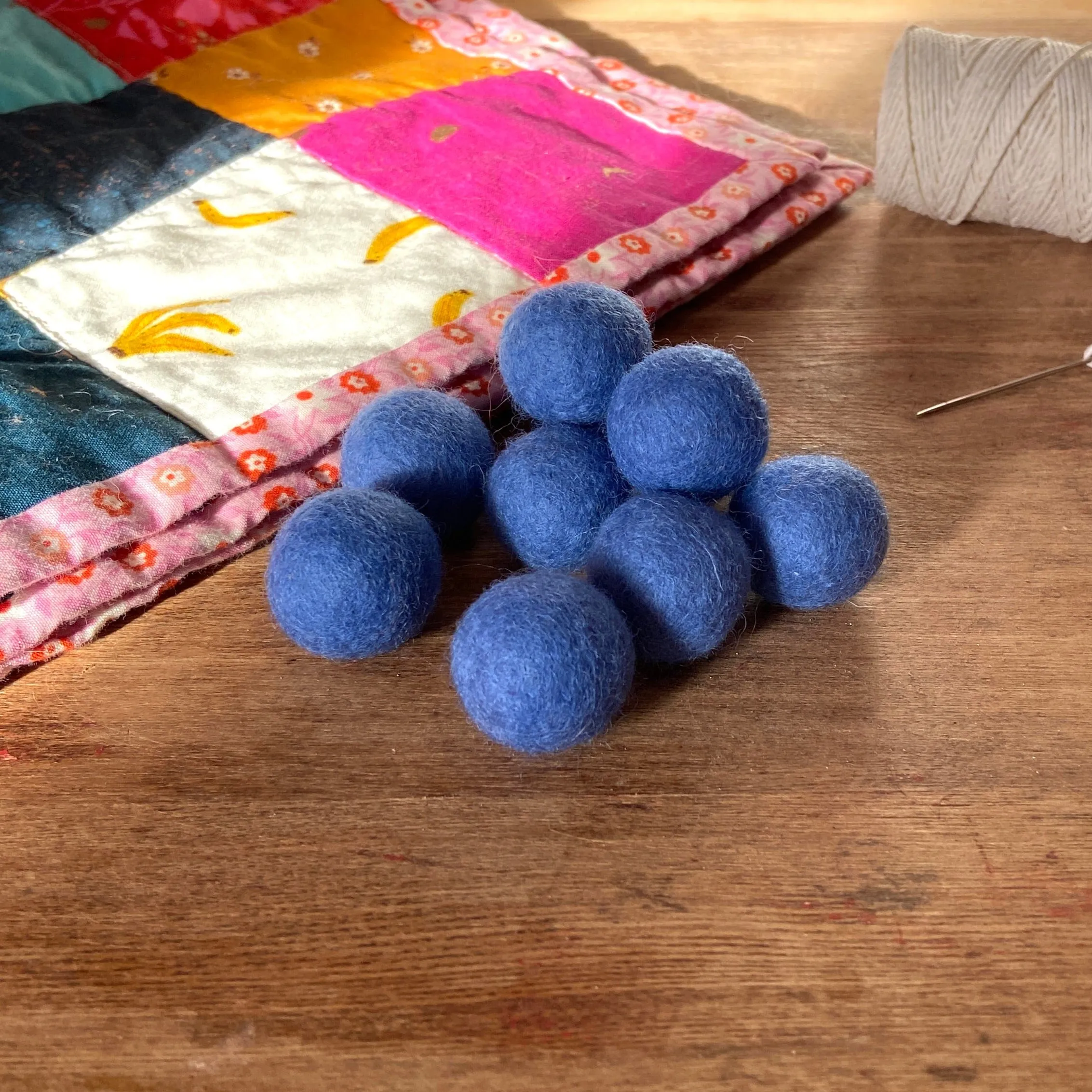 Wool Felt Balls - #26 Delphinium - Ten 1" Balls, 2.2cm